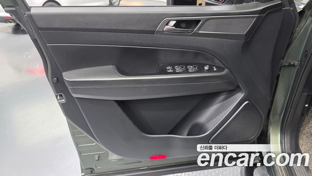 KG Mobility (SsangYong) Rexton Sports Khan Diesel 2.2 4WD Prestige 2021 — фото 24