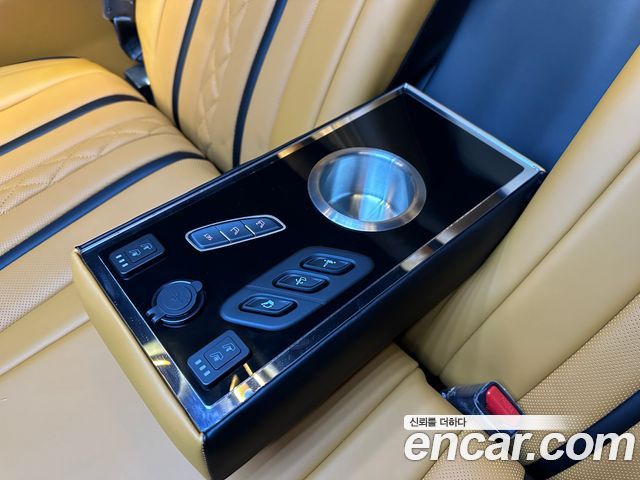 Kia Carnival (IV) Gasoline 9-Seater Noblesse 2024 — фото 2