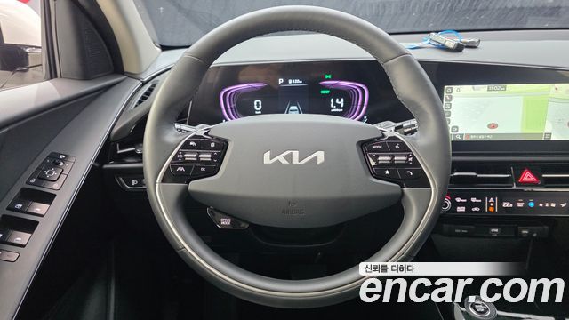 Kia Niro Prestige 2025 — фото 14