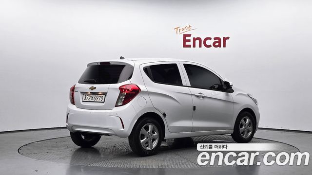 Chevrolet Spark LT 2022 — фото 2