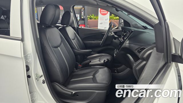 Chevrolet Spark LT 2022 — фото 10