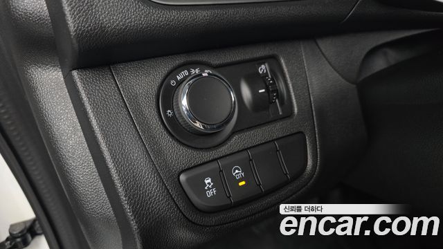 Chevrolet Spark LT 2022 — фото 18