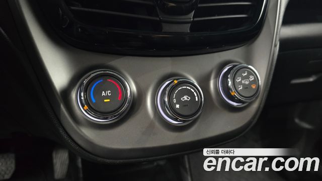 Chevrolet Spark LT 2022 — фото 34
