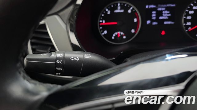 Kia Seltos Diesel 1.6 2WD Trendy 2022 — фото 20
