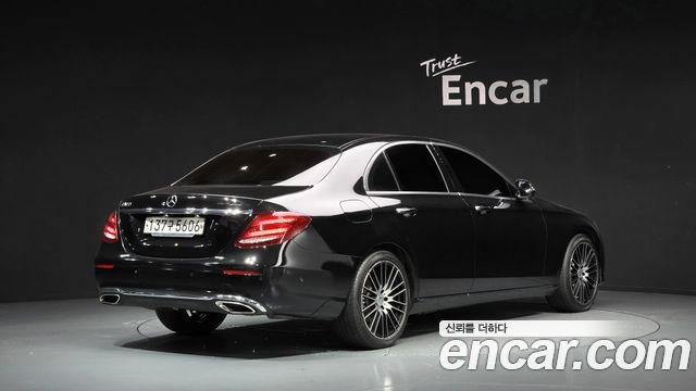 Mercedes-Benz E-Class (W213) E200 Avantgarde 2018 — фото 2