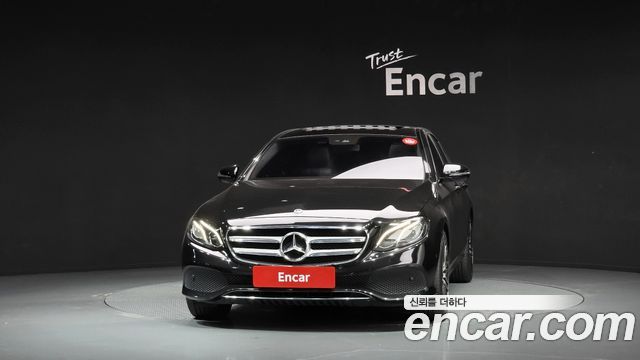 Mercedes-Benz E-Class (W213) E200 Avantgarde 2018 — фото 3