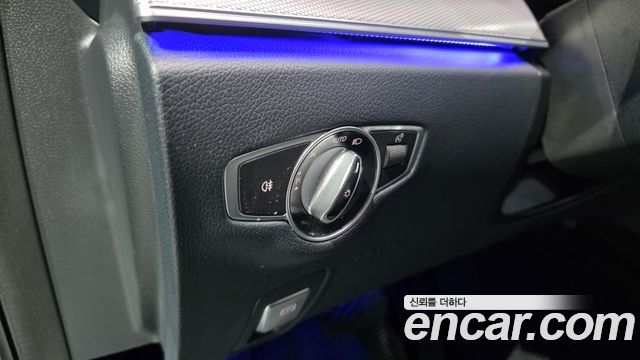 Mercedes-Benz E-Class (W213) E200 Avantgarde 2018 — фото 12