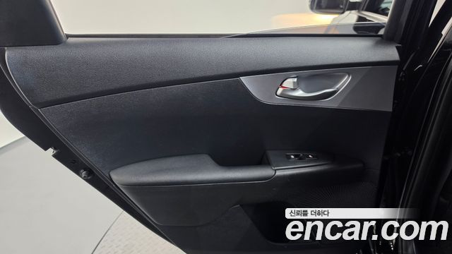 Kia K3 (II) 1.6 Prestige 2022 — фото 25