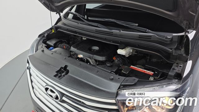 Hyundai Grand Starex 4WD Urban 9-Seater Exclusive 2019 — фото 6