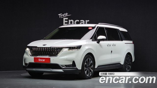 Kia Carnival (IV) Gasoline 9-Seater Signature