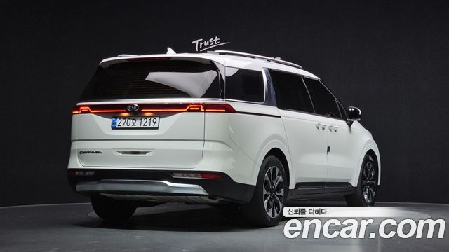 Kia Carnival (IV) Gasoline 9-Seater Signature 2021 — фото 2