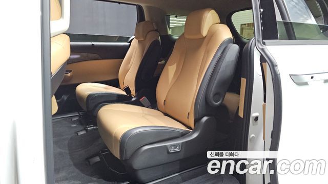 Kia Carnival (IV) Gasoline 9-Seater Signature 2021 — фото 12