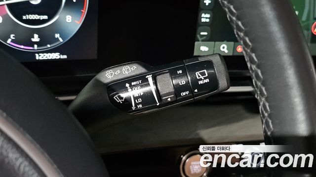Kia Carnival (IV) Gasoline 9-Seater Signature 2021 — фото 29