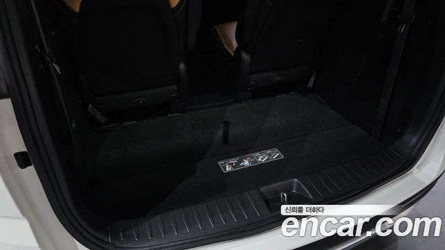 Kia Carnival (IV) Gasoline 9-Seater Signature 2021 — фото 36