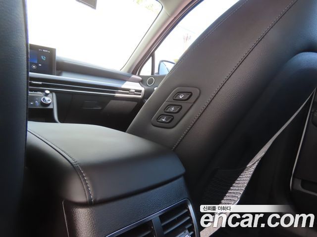 Hyundai Sonata The Edge (DN8) 2.0 Exclusive 2024 — фото 7