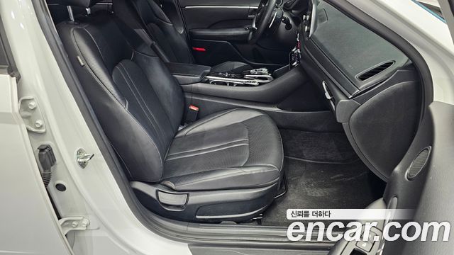 Hyundai Sonata (DN8) 2.0 Smart 2020 — фото 26