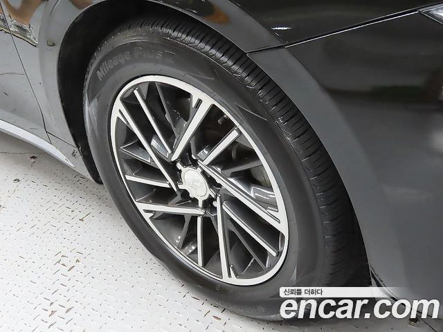 Hyundai Grandeur (IG) 2.5 Premium 2020 — фото 5