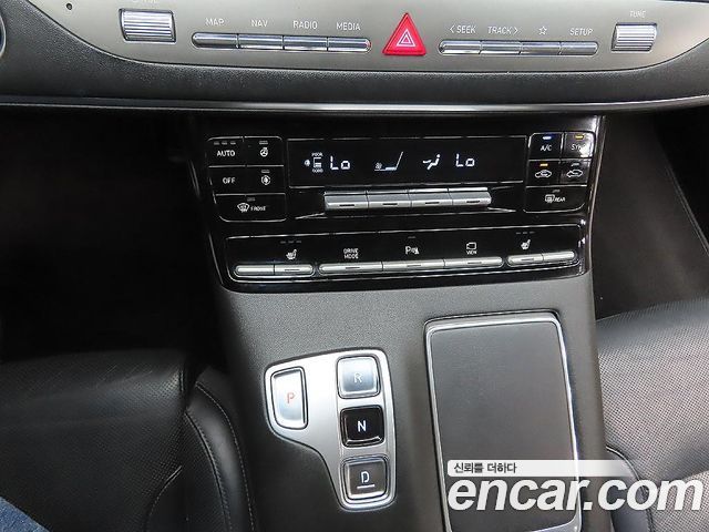Hyundai Grandeur (IG) 2.5 Premium 2020 — фото 9