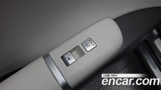Hyundai Grandeur Hybrid (GN7) Premium 2023 — фото 19