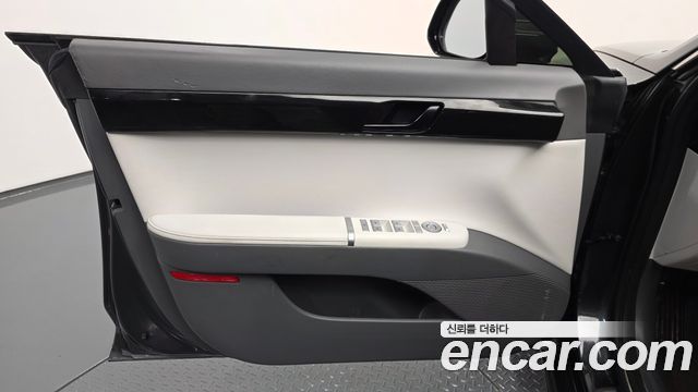 Hyundai Grandeur Hybrid (GN7) Premium 2023 — фото 24