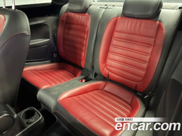 Volkswagen Beetle 2.0 TDI Premium 3rd 2013 — фото 8