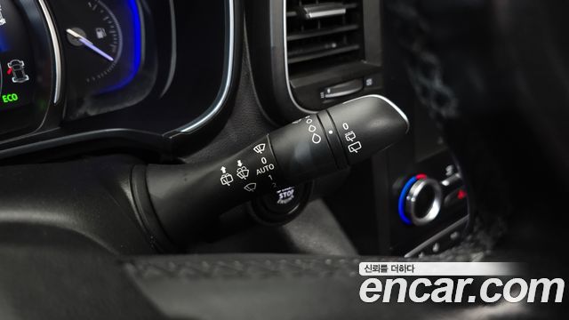 Renault Korea QM6 Diesel 4WD RE Signature 2017 — фото 17