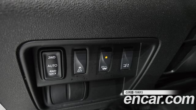 Renault Korea QM6 Diesel 4WD RE Signature 2017 — фото 19