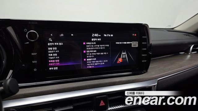Kia K5 (III) 2.0 LPI Signature 2020 — фото 16