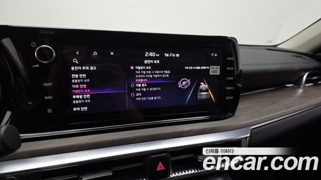 Kia K5 (III) 2.0 LPI Signature 2020 — фото 17