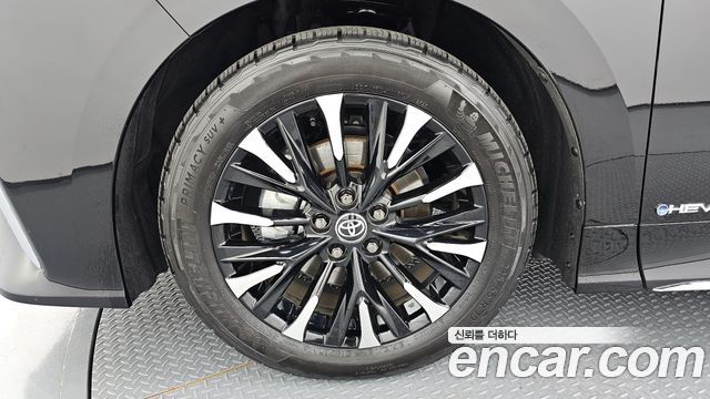 Toyota Alphard (IV) 2.5 HEV Executive AWD 2024 — фото 5