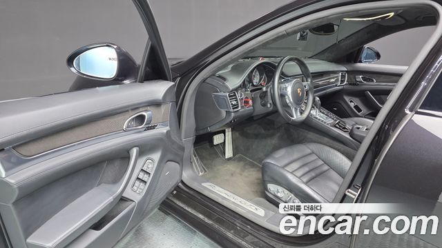 Porsche Panamera 4.8 GTS 970 2014 — фото 10