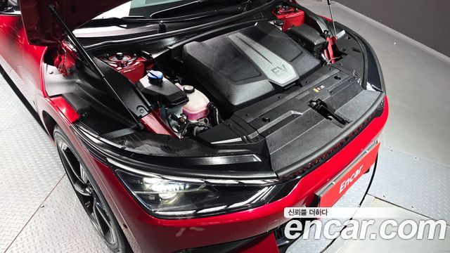 Kia EV6 GT 4WD 2023 — фото 6