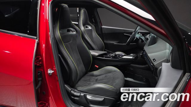 Kia EV6 GT 4WD 2023 — фото 15