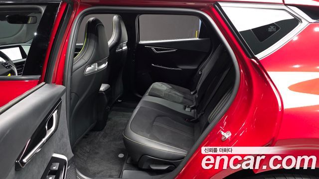 Kia EV6 GT 4WD 2023 — фото 16