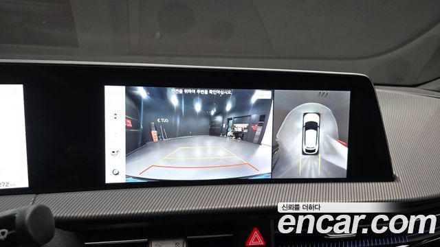 Kia EV6 GT 4WD 2023 — фото 19