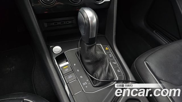 Volkswagen Tiguan (II) 2.0 TDI Prestige 2020 — фото 9