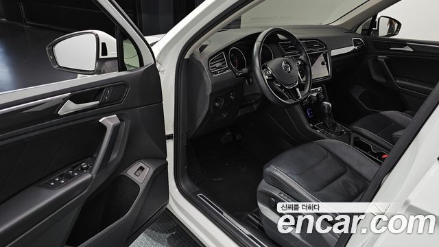 Volkswagen Tiguan (II) 2.0 TDI Prestige 2020 — фото 10