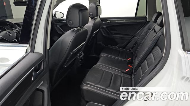 Volkswagen Tiguan (II) 2.0 TDI Prestige 2020 — фото 11
