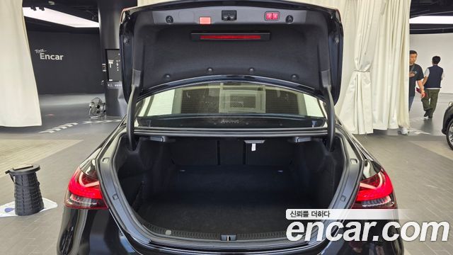 Mercedes-Benz E-Class (W213) E220d 4MATIC Exclusive 2022 — фото 20