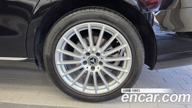 Mercedes-Benz E-Class (W213) E220d 4MATIC Exclusive 2022 — фото 21