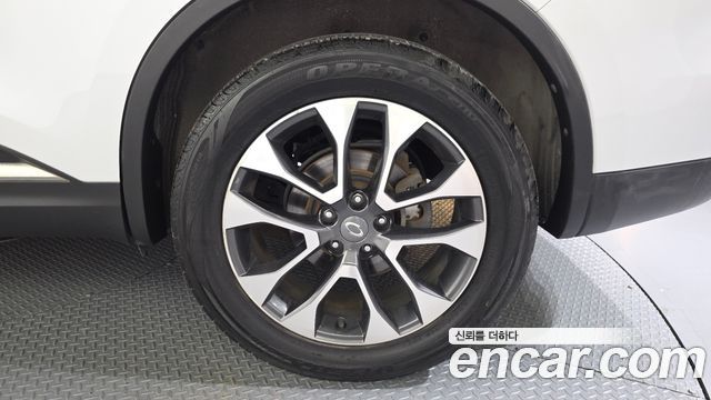 Renault Korea QM6 Diesel 2WD RE Signature 2017 — фото 21