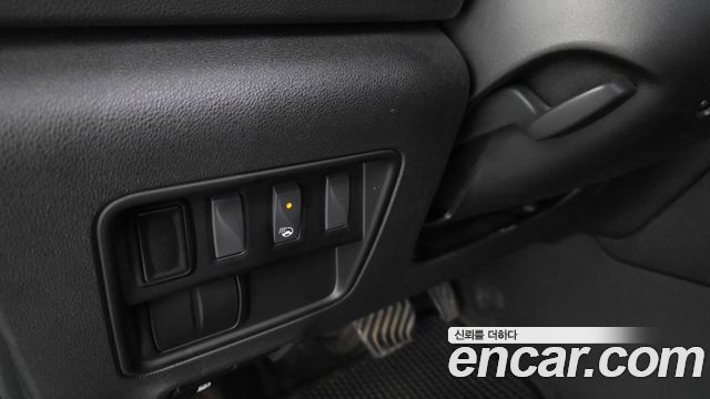 Renault Korea QM6 Diesel 2WD RE Signature 2017 — фото 30