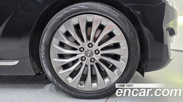 Genesis EQ900 5.0 GDI AWD Prestige 2016 — фото 21