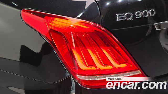 Genesis EQ900 5.0 GDI AWD Prestige 2016 — фото 23
