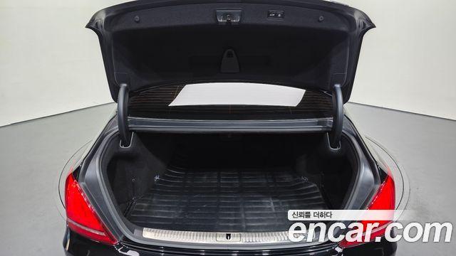 Genesis EQ900 5.0 GDI AWD Prestige 2016 — фото 34