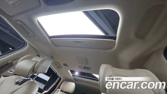Kia Carnival (IV) Diesel 7-Seater Signature 2023 — фото 11