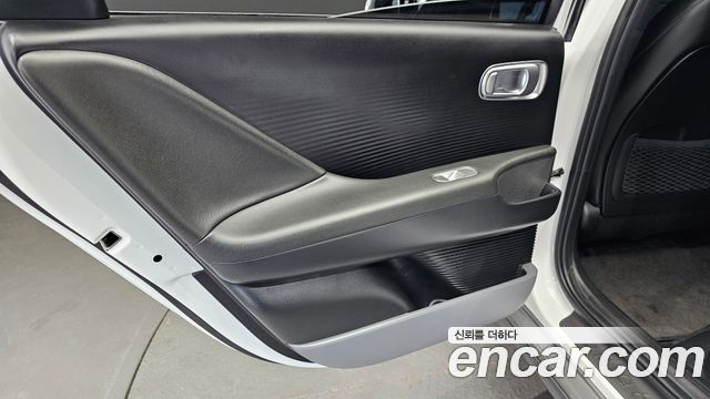 Hyundai Ioniq 6 Long Range Exclusive 2025 — фото 25