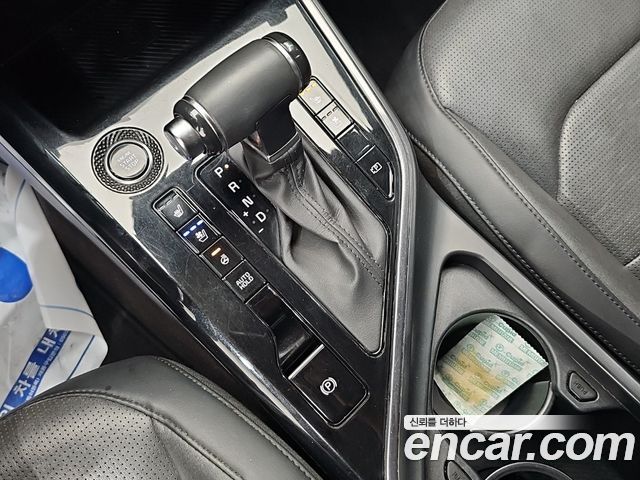 Kia Niro Prestige 2022 — фото 8