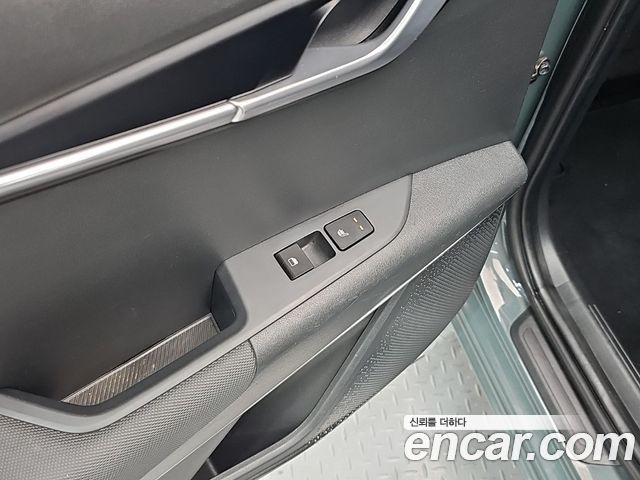 Kia Niro Prestige 2022 — фото 17