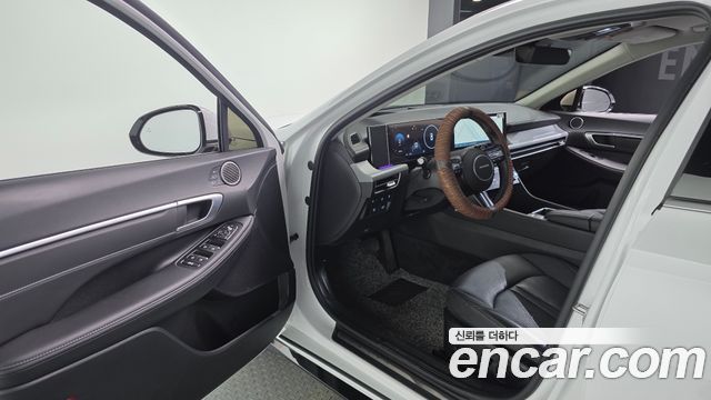 Hyundai Sonata The Edge (DN8) 1.6 Turbo Exclusive 2024 — фото 10